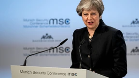 May wirbt für enge Sicherheitspartnerschaft