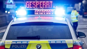 Verlorener Bauschutt legt Verkehr auf A5 lahm