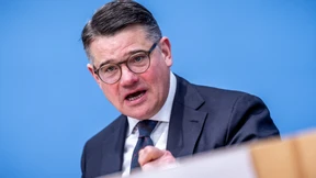 Boris Rhein: Iran bedroht Frieden in der gesamten Region