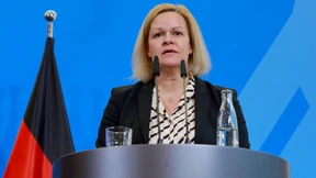 „Lassen Sie sich nicht von Rechtsradikalen benutzen“