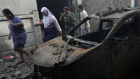 19 Tote nach Brand in Benzindepot in Jakarta