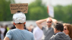 Läuft gut für Verschwörungstheoretiker