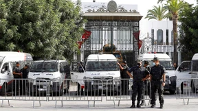 Tunesiens Präsident weitet den Ausnahmezustand aus