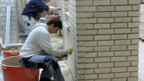 Maurer zu werden lohnt sich wieder