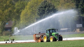 Schulze warnt vor Wasserknappheit in Deutschland