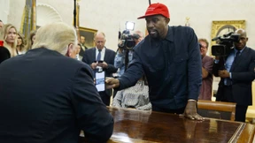 Die Trump-Mütze macht Kanye West zu Superman