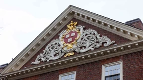 Harvard will erschwinglicher werden