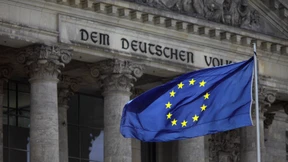 Donnerkeil und Sänfte 