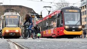 Baden-Württemberg will Waffenverbot im Nahverkehr