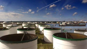 Ölpreis zieht nach Opec-Sitzung deutlich an