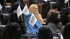 Die Zukunft liegt hinter Schleiern