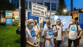 Flashmob vor dem Hessischen Rundfunk