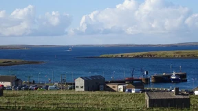 Schottische Orkney-Inseln diskutieren den „Orkxit“