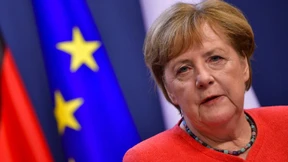 EU-Parlamentarier debattieren über Finanzpaket