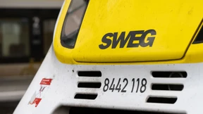 Regionalexpress verliert Tür während der Fahrt