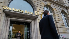 Deutsche Bank prüft Kurzarbeit