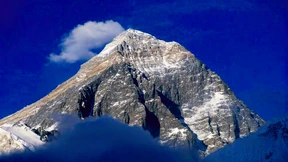 Lawine tötet zwölf Sherpas