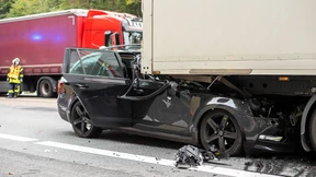 Schwerer Unfall nach Blockade von Umweltschützern auf der A3
