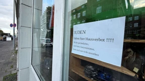 Entsetzen über antisemitisches Plakat in Flensburg