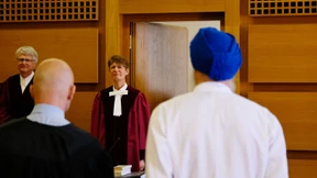 Helmpflicht gilt auch für Sikh-Anhänger mit Turban