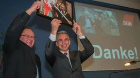 Brechts Solidaritätslied zum Abschied