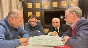 Drei mutige Regierungschefs reisen in den Krieg