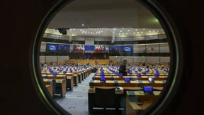 Spenden ohne Bezug, Aufträge ohne Ausschreibung