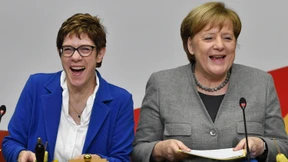 Kramp-Karrenbauer beliebter als Merkel