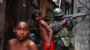 Militär besetzt Favela in Rio de Janeiro