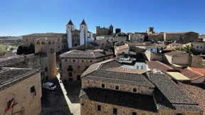 „Ein großer Teil der Einnahmen wurde in Waffen investiert“