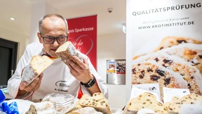 Lockere Krume aus Hefeteig