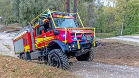 Fährt wie die Feuerwehr