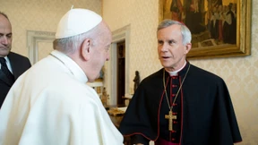 Papst entlässt US-Bischof Strickland