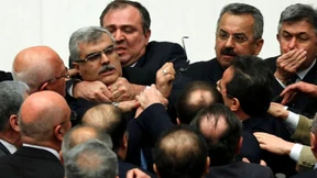 Türkisches Parlament billigt umstrittene Justizreform