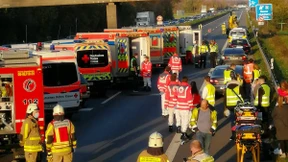 13 Verletzte nach Unfall bei Grevenbroich