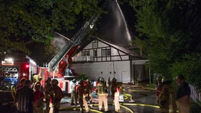 Großbrand in Berliner Ausflugslokal 