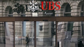Großbank UBS erwägt Verschiebung des Quartalsberichts