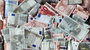 Müssen Beschäftigte zu viel Gehalt melden?