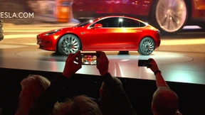 Schon 250.000 Vorbestellungen für Tesla