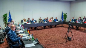 „Russland muss an den Tisch“