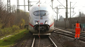 Nicht nur ICE-Verkehr weiter stark beeinträchtigt