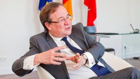 Neue Wege der Kanzlerschaft