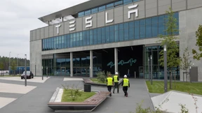 Musk will Tesla-Werk wegen hoher Krankenstände besuchen