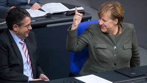 Merkel spielt standhaft