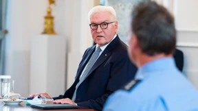 Was sagt Bundespräsident Steinmeier nach seinem Treffen mit Polizisten?