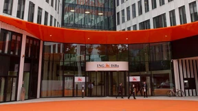 ING-Diba verdient sechs Mal soviel wie die Commerzbank