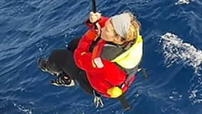 Schiff rettet Weltumseglerin im Pazifik nach zwei Tagen