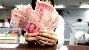 Chinas Notenbank setzt Referenzkurs deutlich tiefer fest