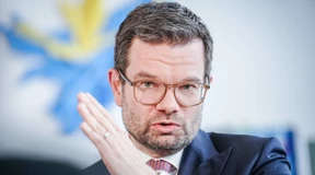 Buschmann will Bürokratie spürbar abbauen