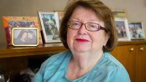 Frau Goldschmidts Sieg gegen Holocaust-Leugner auf Facebook